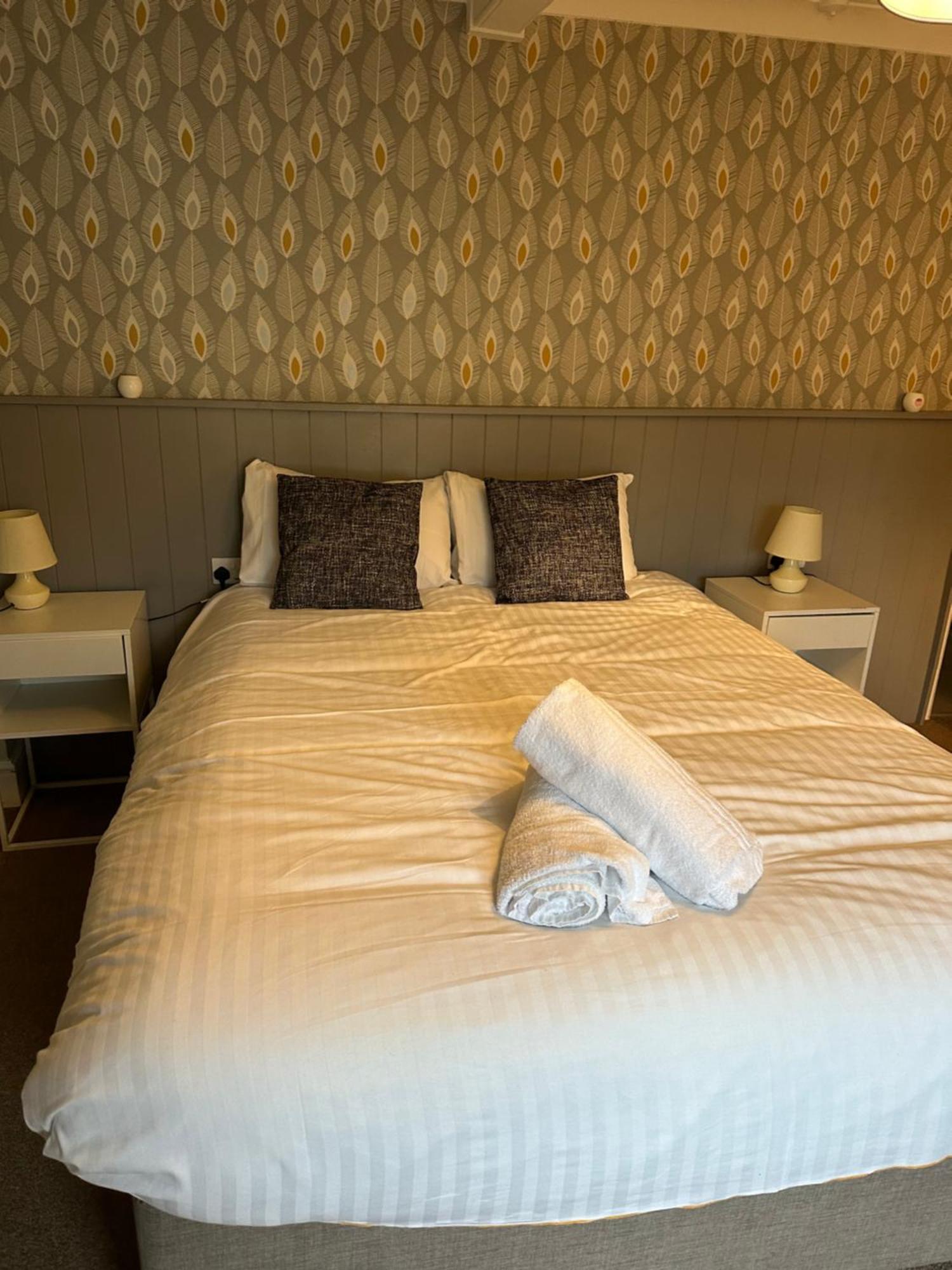 The Kings Head Hotel Chacewater Ngoại thất bức ảnh