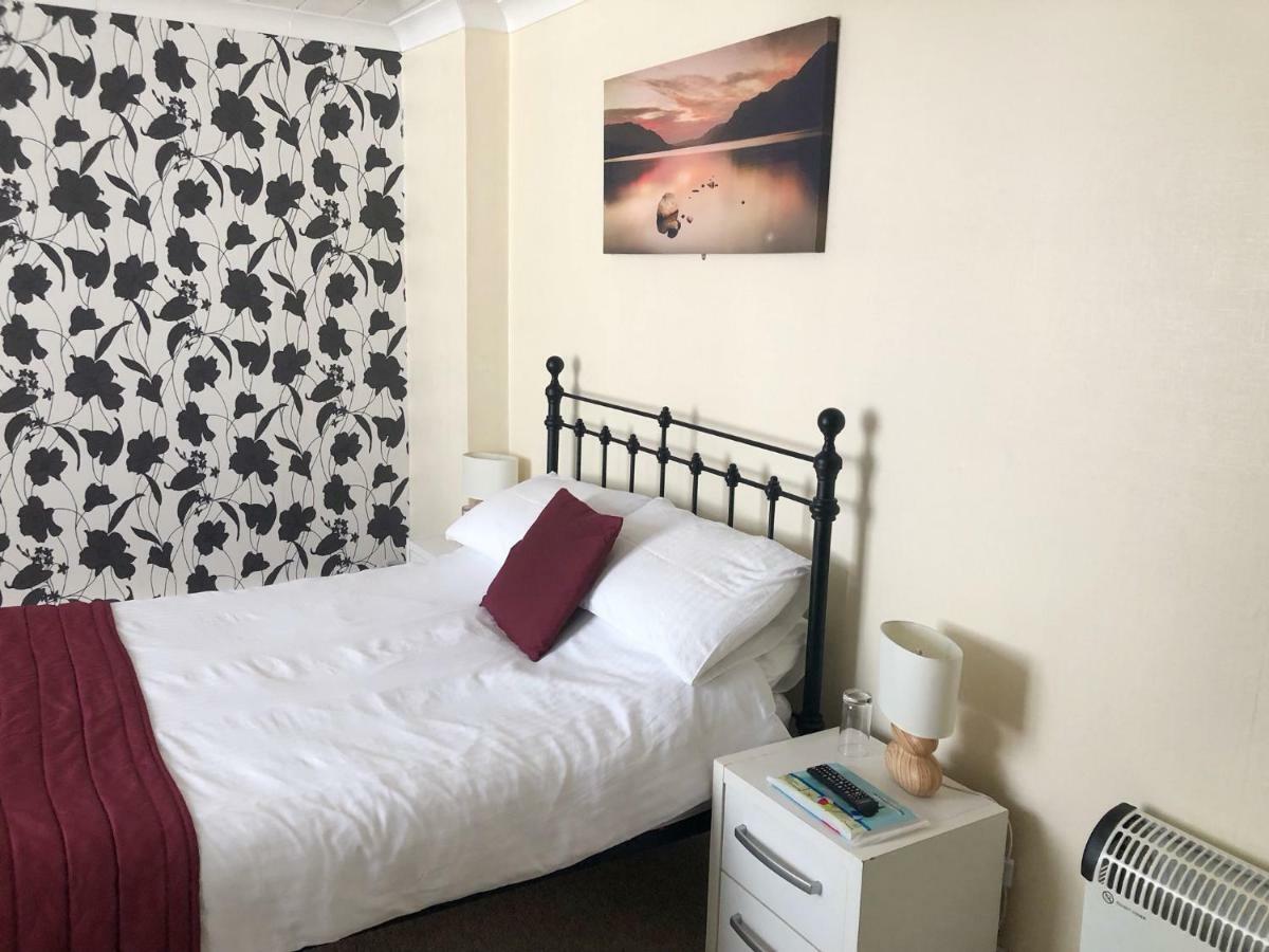 The Kings Head Hotel Chacewater Ngoại thất bức ảnh